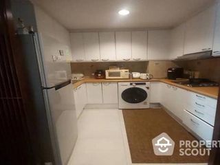 For sale 3 bed condo in Yan Nawa, Bangkok