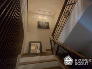 For sale 3 bed condo in Yan Nawa, Bangkok
