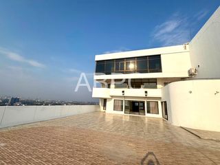For rent 4 bed condo in Bang Lamung, Chonburi