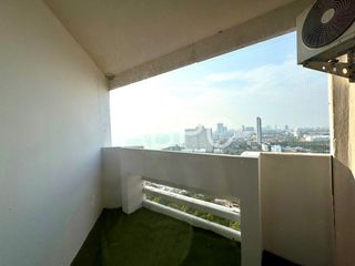 For rent 4 bed condo in Bang Lamung, Chonburi