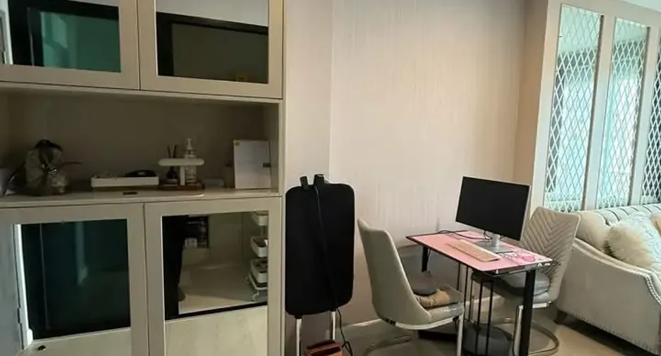 For sale 1 bed condo in Watthana, Bangkok