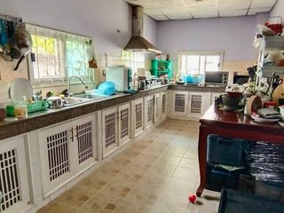 For sale 7 bed townhouse in Prawet, Bangkok