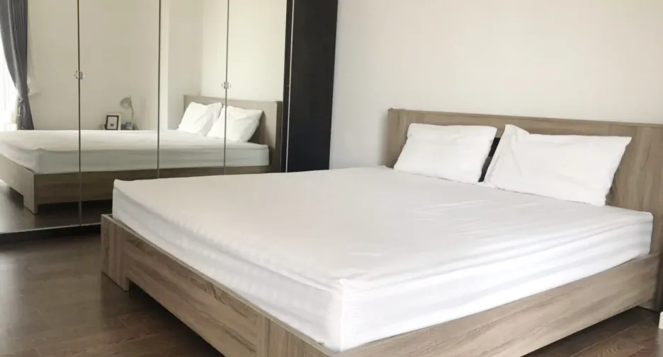 For sale 2 bed condo in Sathon, Bangkok