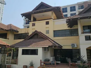 For sale 6 bed house in Bang Lamung, Chonburi