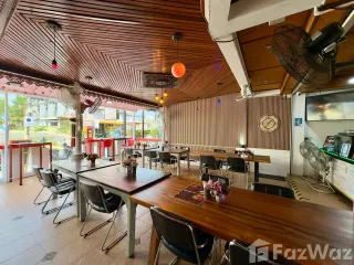 For sale 5 bed retail Space in Hua Hin, Prachuap Khiri Khan