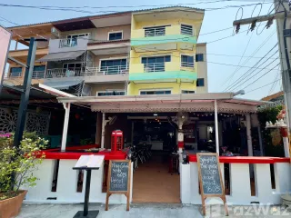 For sale 5 bed retail Space in Hua Hin, Prachuap Khiri Khan