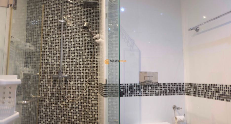 For rent and for sale 1 bed condo in Bang Lamung, Chonburi