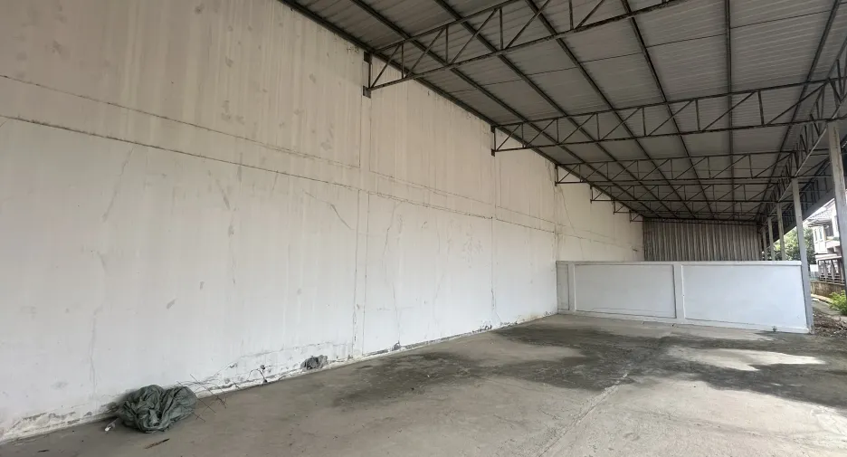 For rent warehouse in Bang Bua Thong, Nonthaburi
