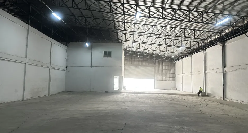 For rent warehouse in Bang Bua Thong, Nonthaburi