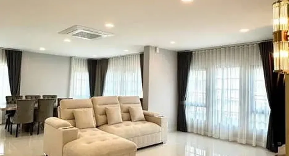 For rent 4 ベッドルーム house in Bang Phli, Samut Prakan