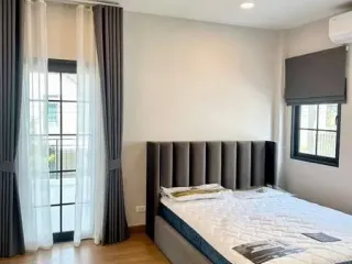 For rent 4 bedrooms house in Bang Phli, Samut Prakan
