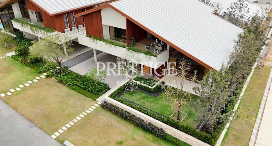 For sale 4 bedrooms house in Bang Lamung, Chonburi