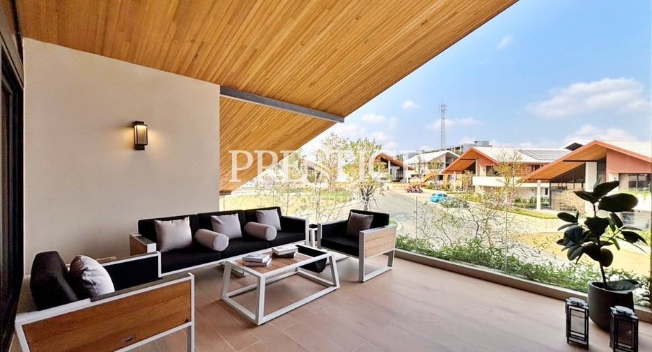 For sale 4 bedrooms house in Bang Lamung, Chonburi