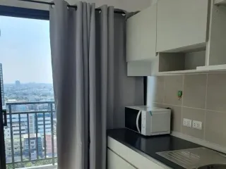 For sale studio condo in Thon Buri, Bangkok