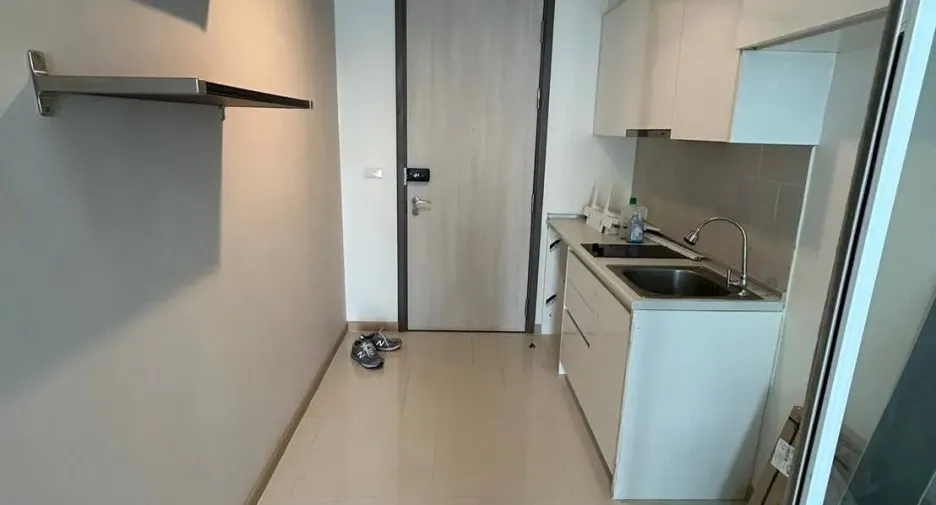 For sale 1 bed condo in Phaya Thai, Bangkok