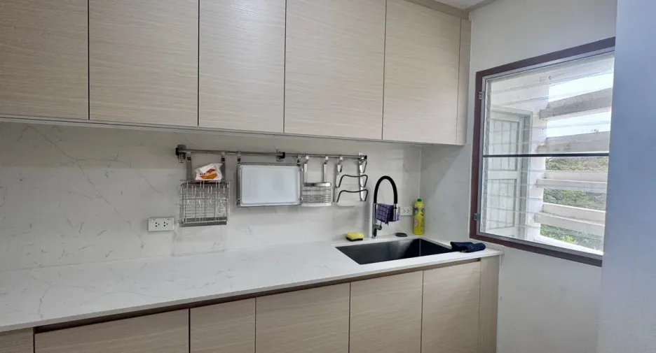 For rent and for sale 3 bedrooms condo in Bang Lamung, Chonburi