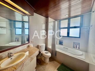 For rent and for sale 3 bedrooms condo in Bang Lamung, Chonburi