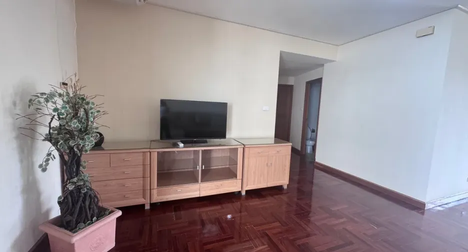 For rent and for sale 3 bedrooms condo in Bang Lamung, Chonburi