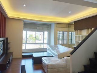 For rent 3 Beds villa in Saphan Sung, Bangkok