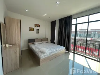 For rent 3 bed townhouse in Cha Am, Phetchaburi