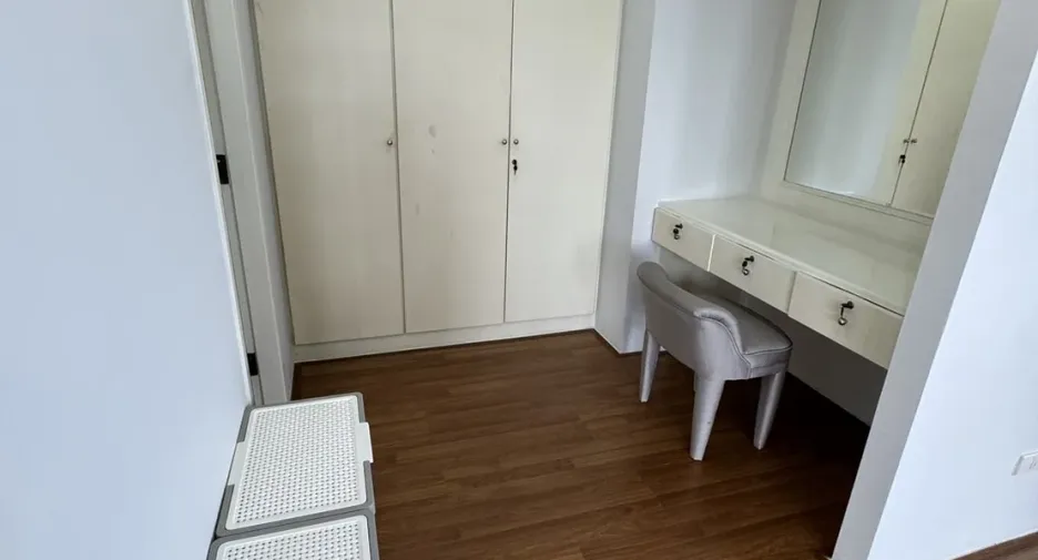 For rent 3 bed condo in Mueang Nonthaburi, Nonthaburi