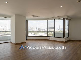 For rent 2 bed condo in Yan Nawa, Bangkok