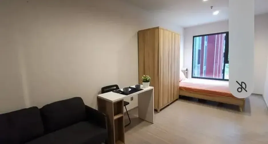 For rent 1 bed condo in Huai Khwang, Bangkok
