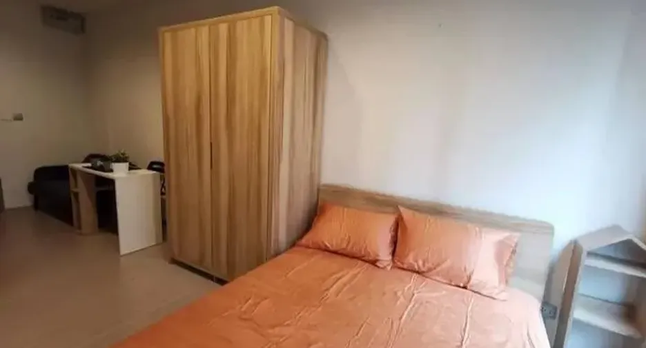 For rent 1 bed condo in Huai Khwang, Bangkok