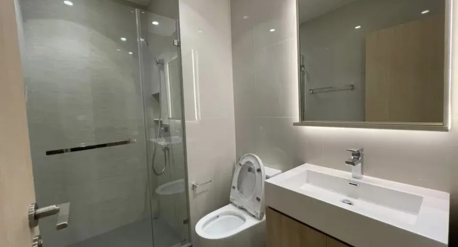 For rent 1 Beds condo in Watthana, Bangkok