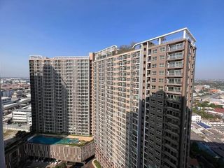 For sale 2 bed condo in Phasi Charoen, Bangkok