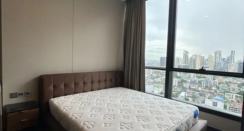 For rent 1 bed condo in Khlong Toei, Bangkok
