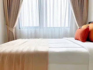 For rent 1 bed condo in Wang Thonglang, Bangkok