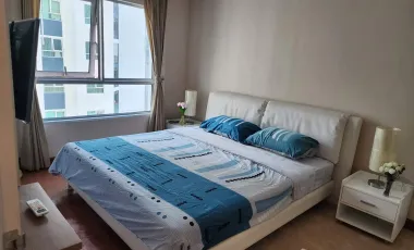 For rent 2 bed condo in Huai Khwang, Bangkok