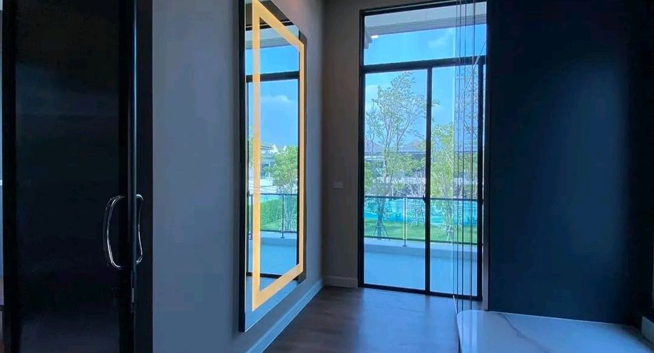 For sale 4 bed house in Pak Kret, Nonthaburi