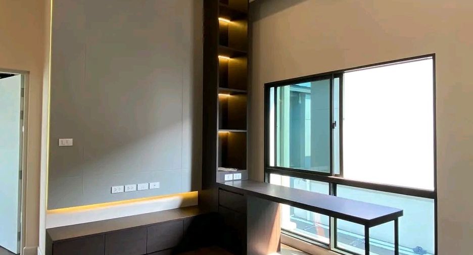 For sale 4 bed house in Pak Kret, Nonthaburi
