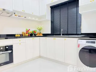 For sale 4 bed villa in Bang Lamung, Chonburi