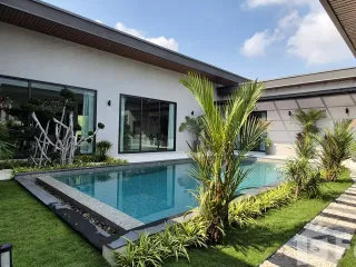 For sale 4 bed villa in Bang Lamung, Chonburi