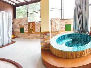 For rent 6 bed retail Space in Hang Dong, Chiang Mai