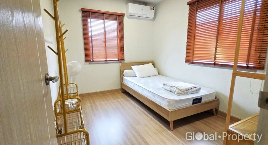 For sale 3 bedrooms house in Si Racha, Chonburi