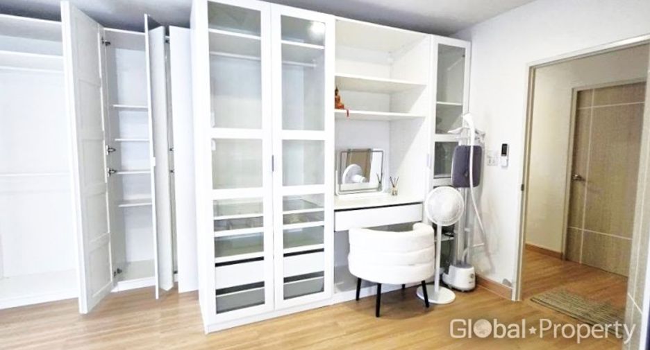 For sale 3 bedrooms house in Si Racha, Chonburi