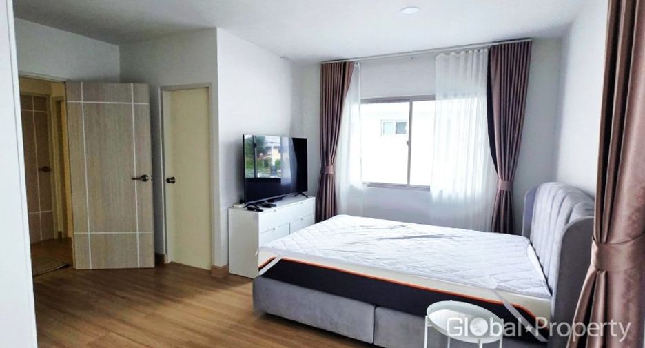 For sale 3 bedrooms house in Si Racha, Chonburi