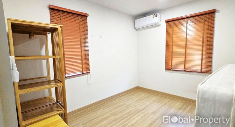 For sale 3 bedrooms house in Si Racha, Chonburi