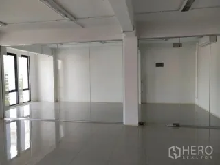 For rent office in Bang Na, Bangkok