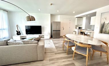 For rent 2 bed condo in Khlong Toei, Bangkok