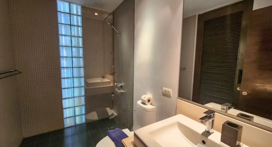 For rent 2 bed condo in Thalang, Phuket