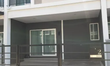 For rent 4 bed townhouse in Mueang Khon Kaen, Khon Kaen