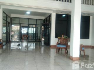 For sale 2 bed retail Space in Wang Nam Yen, Sa Kaeo