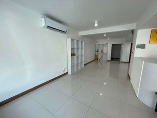 For sale and for rent 8 bed office in Wang Thonglang, Bangkok