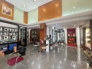 出租 商业空间 在 Khlong Toei, 曼谷