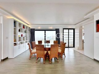 For sale 3 Beds condo in Pratumnak, Pattaya